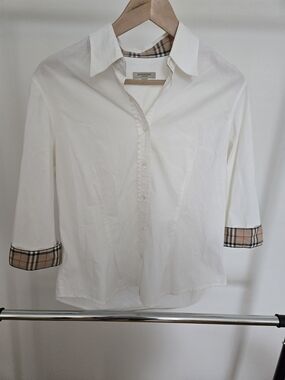 Burberry Women's White Fitted Button Shirt with Nova Check Trim